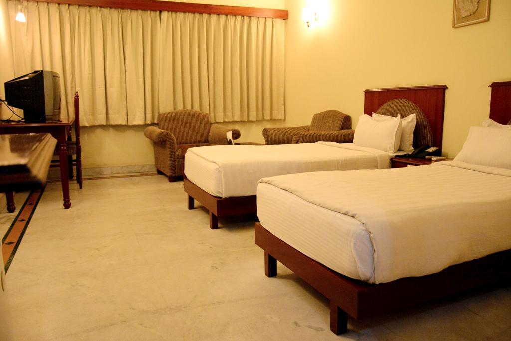 Motel Madhuban Jamshedpur Buitenkant foto