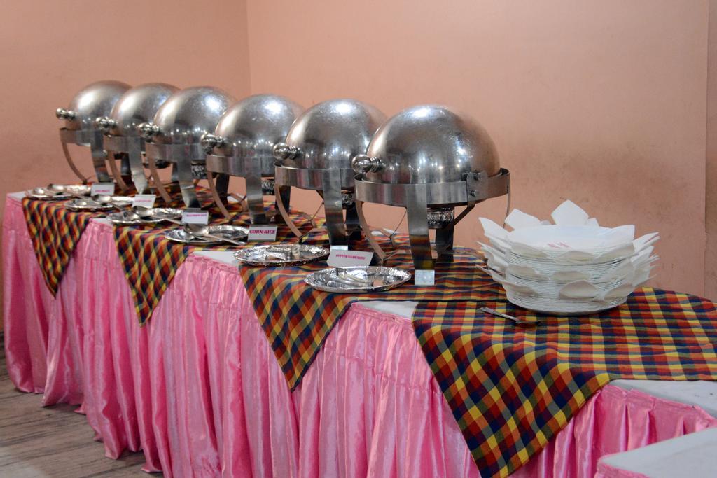Motel Madhuban Jamshedpur Buitenkant foto